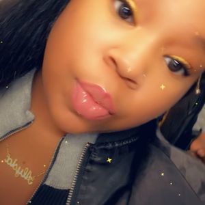 Meet your Posher, Alysia